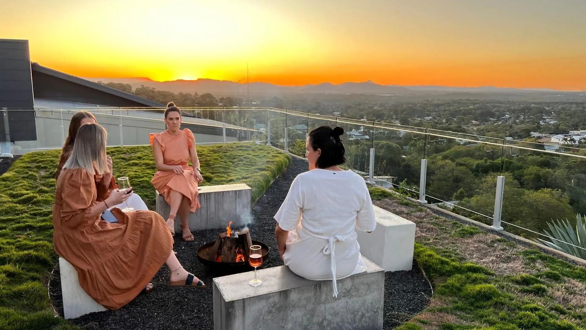 Villa The Opal At Coolum - Mountain And Ocean Views Yaroomba Australia